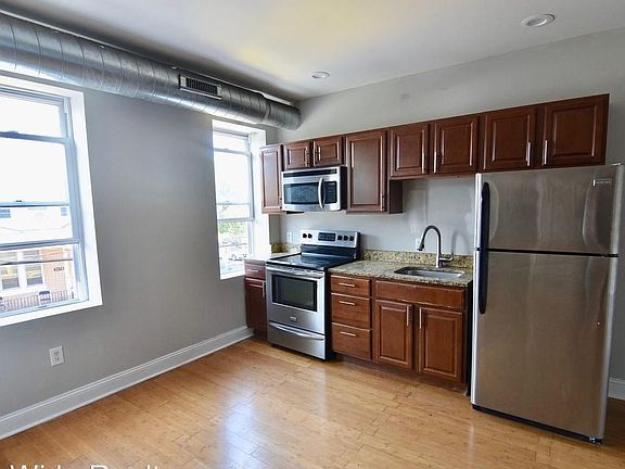 2nd image of 2600 E Cumberland St #2