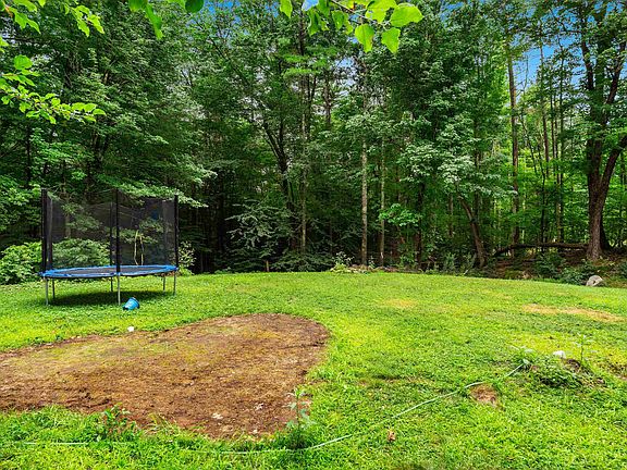 4th image of 66 Crestwood Drive