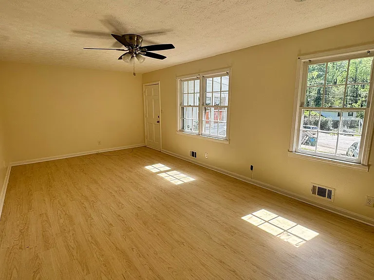 4873 Valley Dale Ct #A — Photo 5