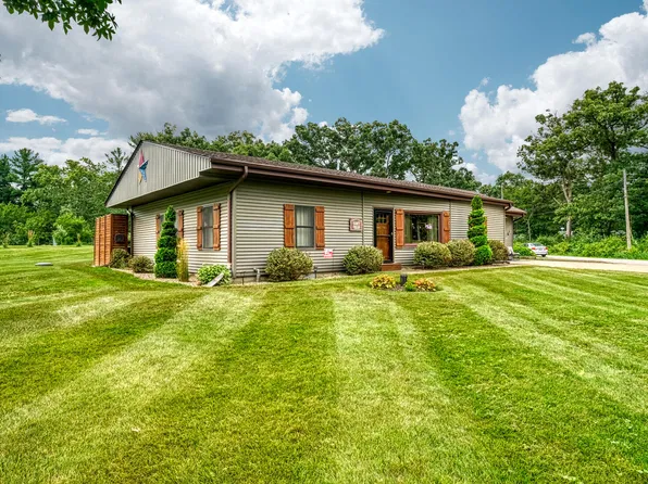 5007 White Oak Ter, Lowell, IN 46356