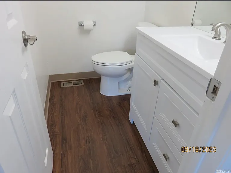 1509 E Long St — Photo 10