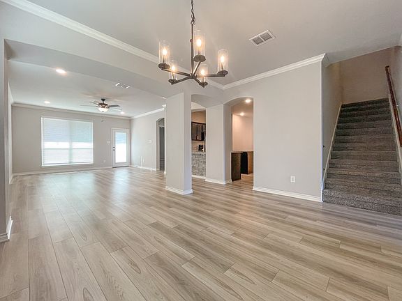 4th image of 10401 Arabella Ln