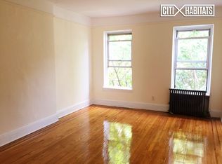 240 Washington Ave APT 5B, Brooklyn, NY 11205