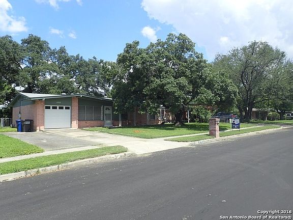 2nd image of 4703 Lyceum Dr