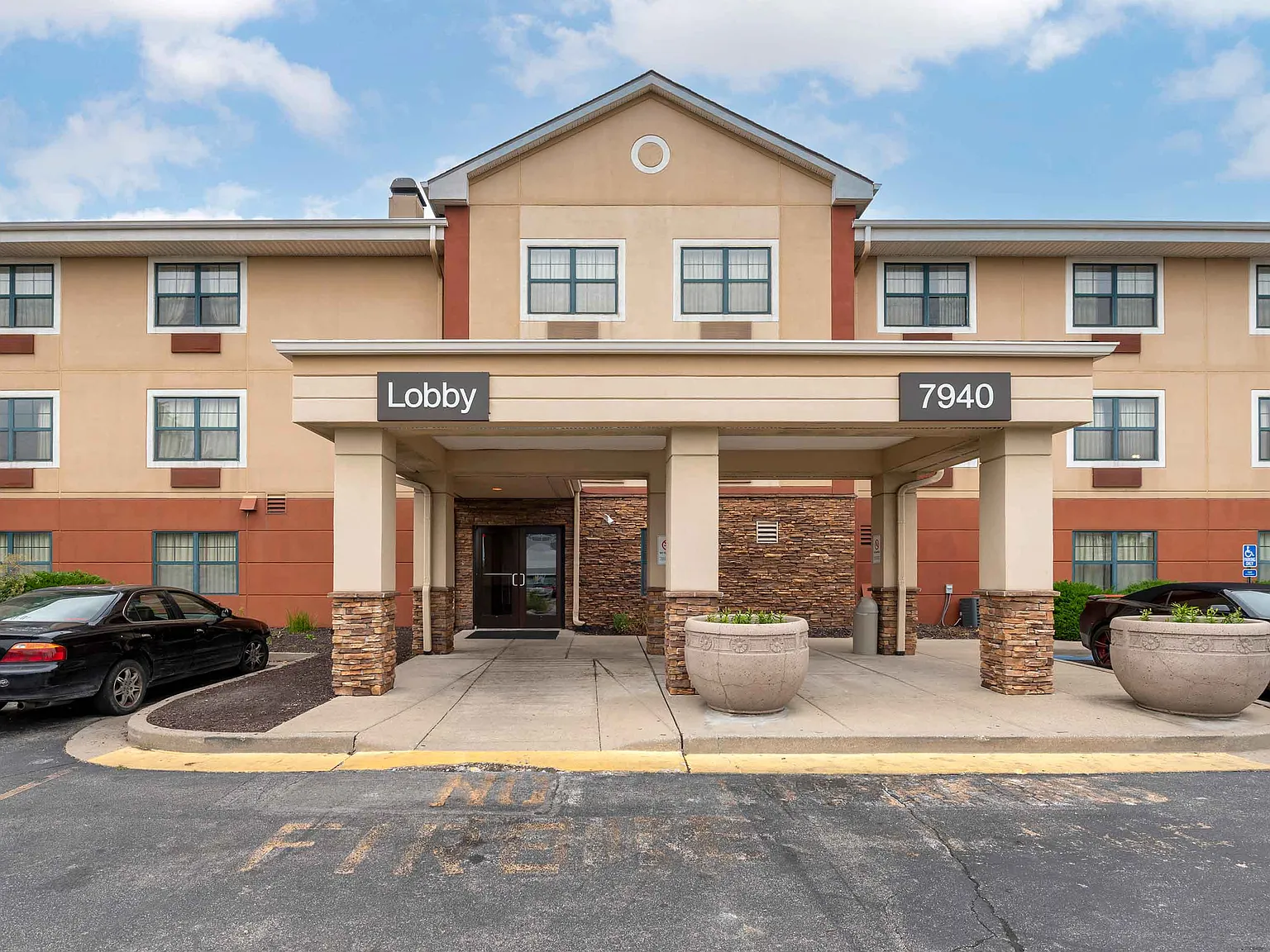 Indianapolis - Castleton — Photo 2