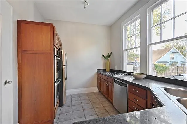 427 Lowerline St #A — Photo 8