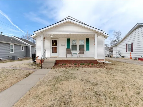 6620 Vancil Pkwy, Saint Joseph, MO 64504