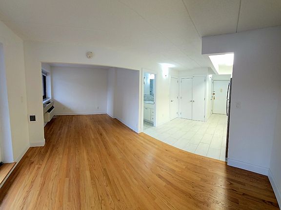 3rd image of 143-40 38th Ave #306