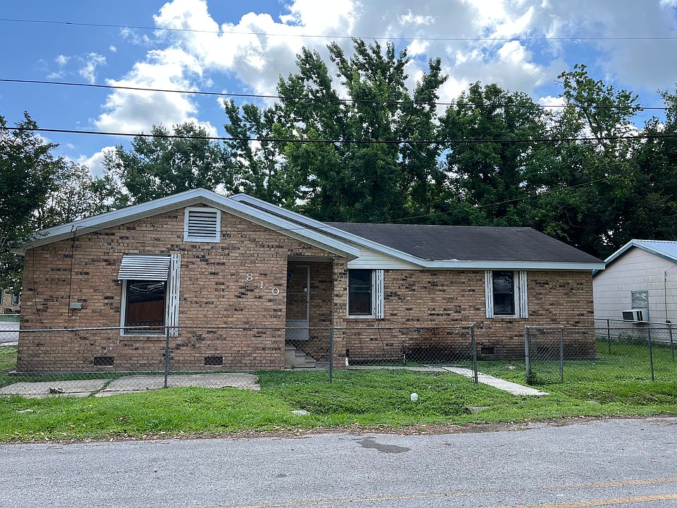 1st image of 810 Abbirene St