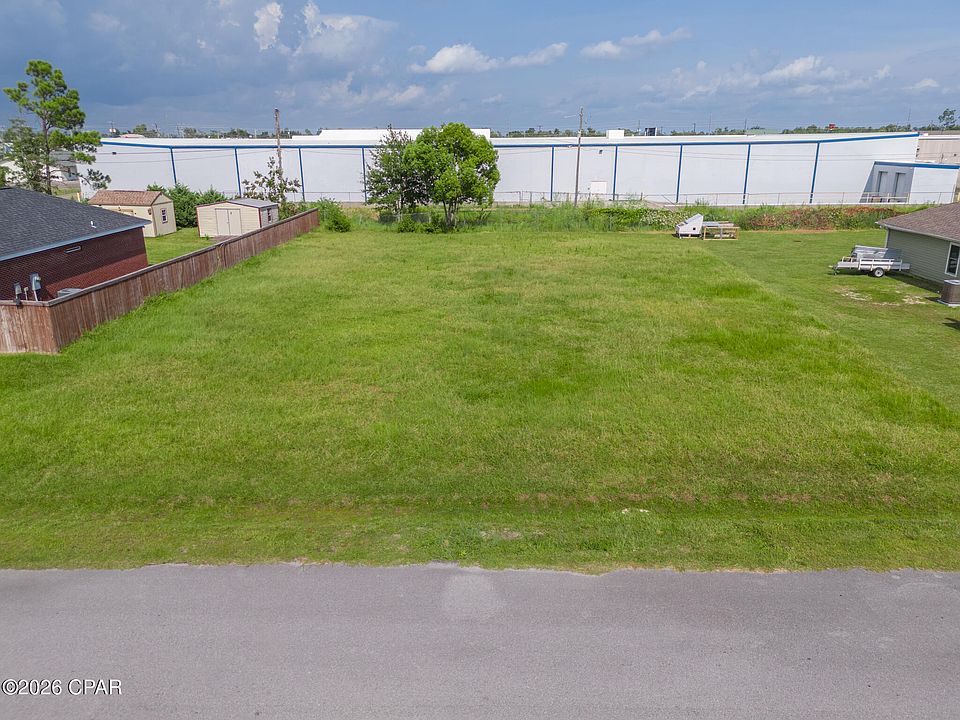 1st image of 405 Nancy Dr