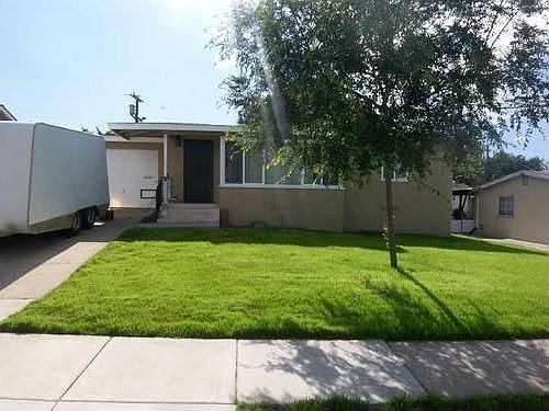 5th image of 3932 Aragon Dr
