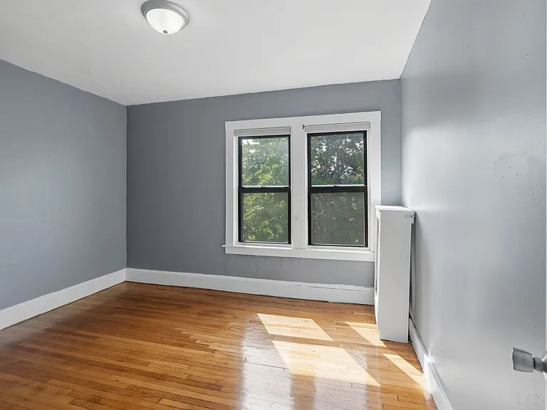 92 Woodside Terrace — Photo 10
