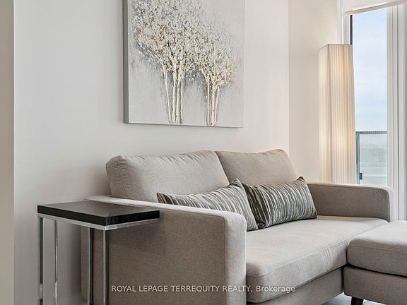 2nd image of 8 Tippett Rd #809