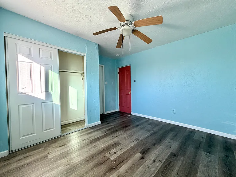 6544 Fairview Rd — Photo 11