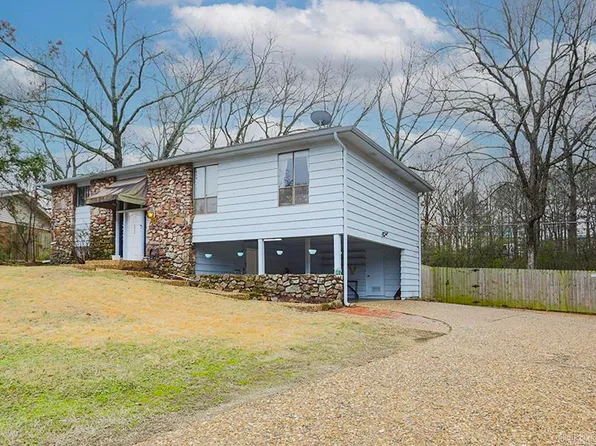 3800 Bunker Hill Dr, N Little Rock, AR 72116