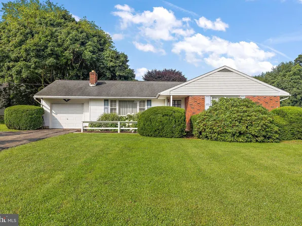 2572 Forge Rd, Nottingham, PA 19362