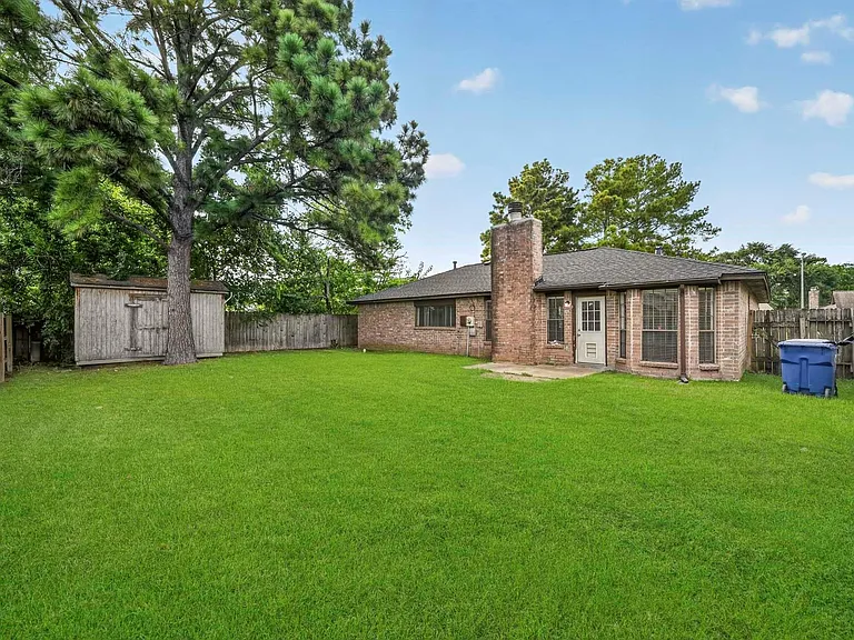 18706 Clover Glen Ln — Photo 14