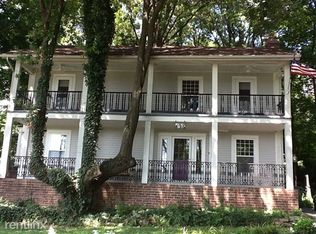 637 Adrian Dr, Saint Louis, MO