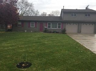 717 N McCool Rd, Valparaiso, IN 46385