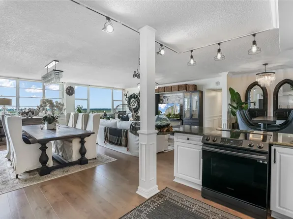 2150 Sans Souci Blvd Ph E1, North Miami, FL 33181