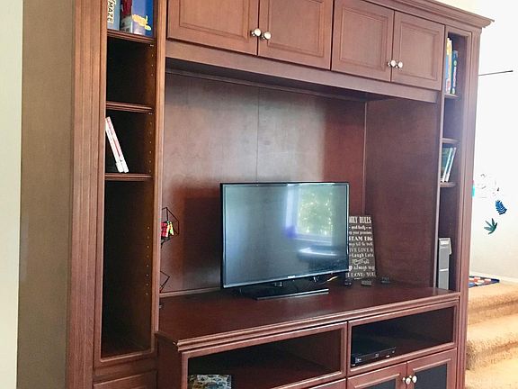 Wall mounted TV cabinet