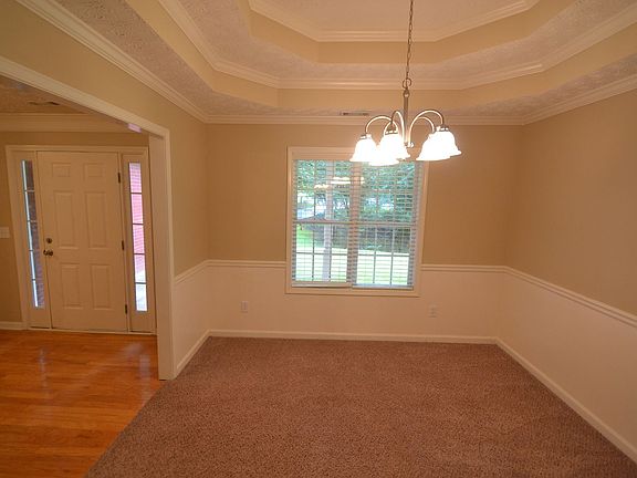2nd image of 406 Derbyshire Ct SE