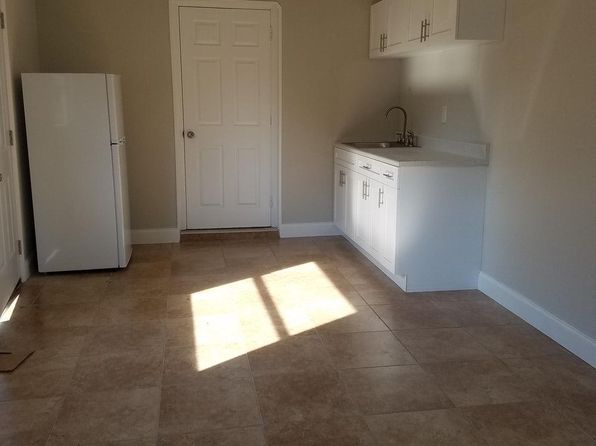 1523 W Hiawatha St #3