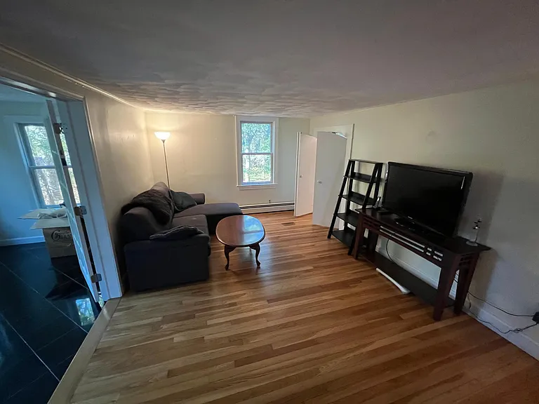 52 Dascomb Rd — Photo 26