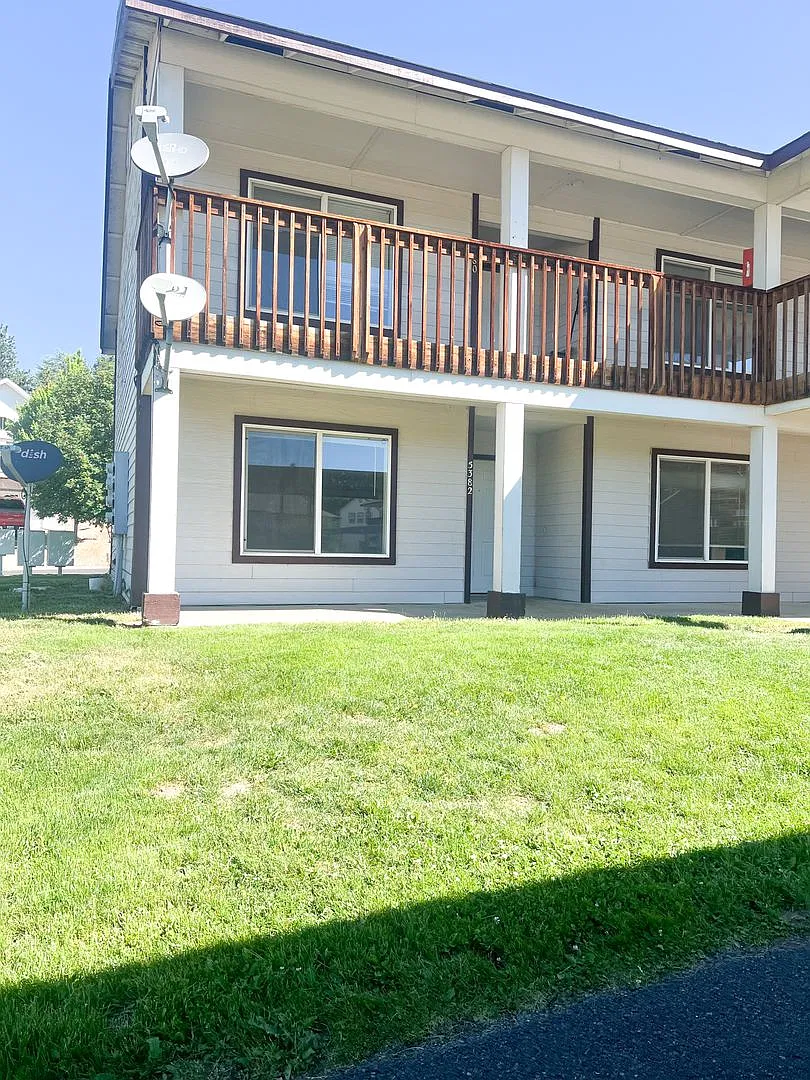5382 North Hills Drive — Photo 2