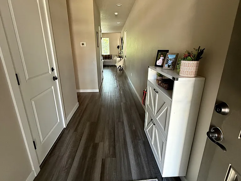 7321 S 13th St — Photo 14