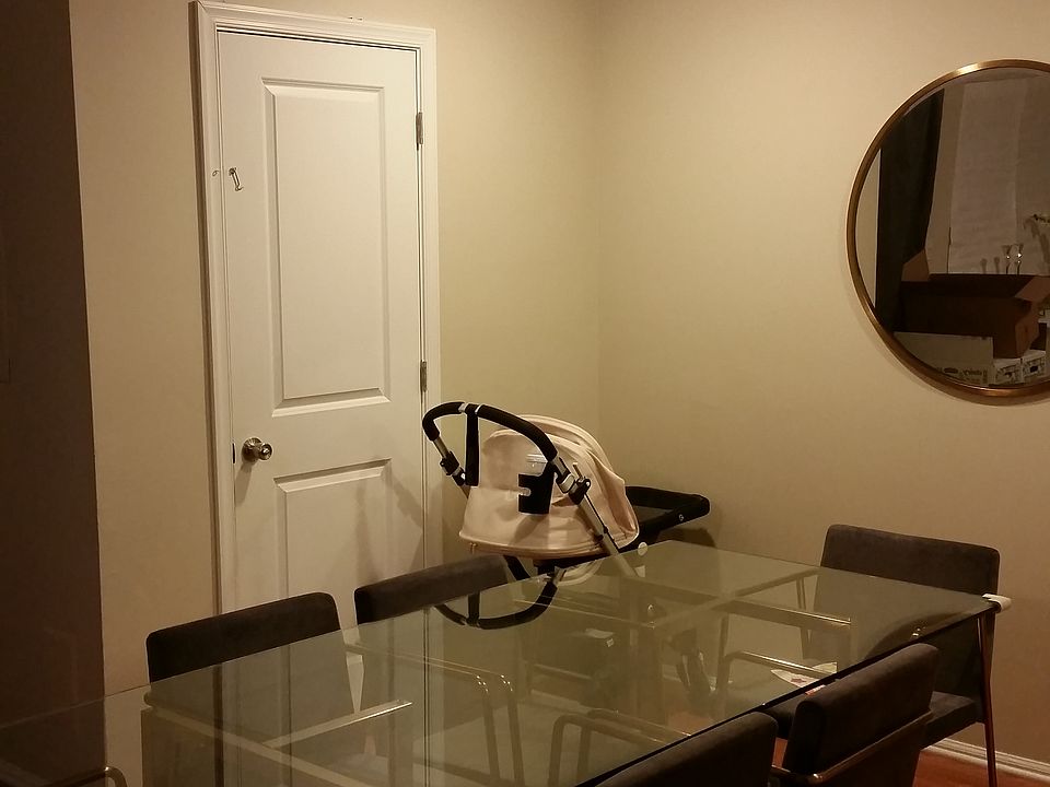 1st image of 121 Colony Cir