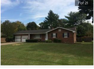 526 Coffeetree Ln, Evansville, IN 47712