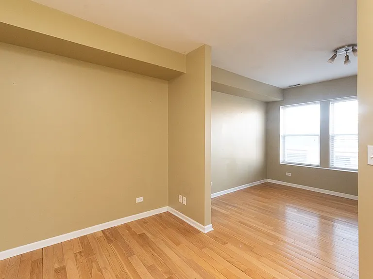 3103 W Lawrence Ave #3 — Photo 13