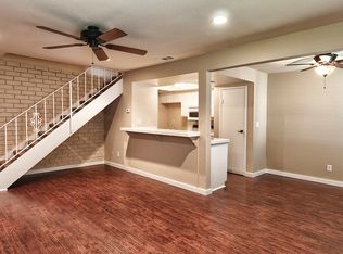 16673 Viewpoint Ln, Huntington Beach, CA 92647