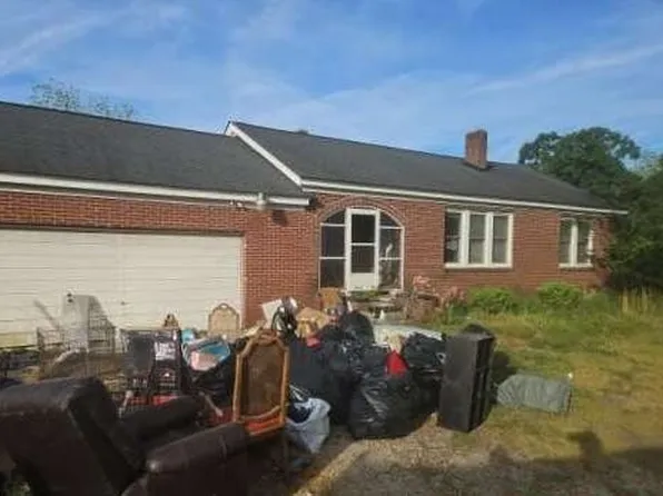 2703 Wilson Rd, Newberry, SC 29108