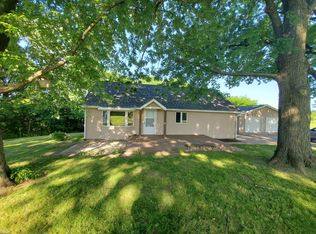 1218 Curtis Bridge Rd NE, Swisher, IA 52338