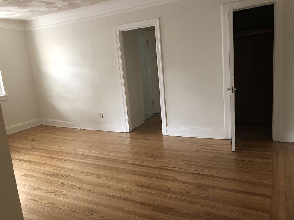 2nd image of 1 Greenridge Ave