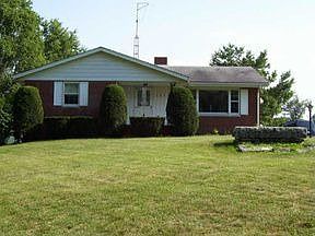 1st image of 609 E Main St
