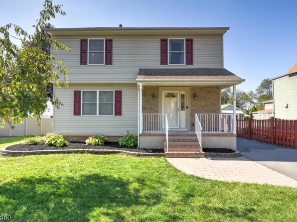 16 S 9Th Ave, Manville Boro, NJ 08835