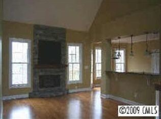 153 High Lake Dr, Statesville, NC 28677