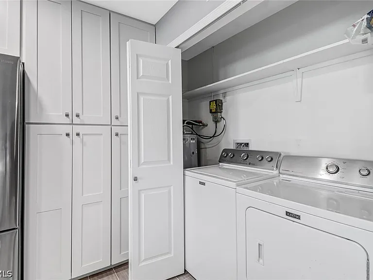 4312 S Bay Cir — Photo 12