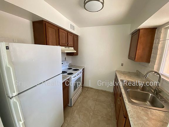 5th image of 1435 S Woodland Ave #1441