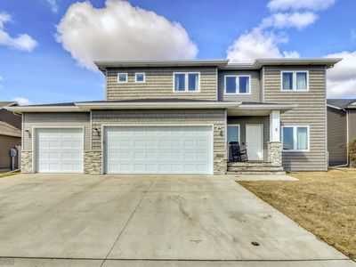 2322 12th St W, West Fargo, ND, 58078
