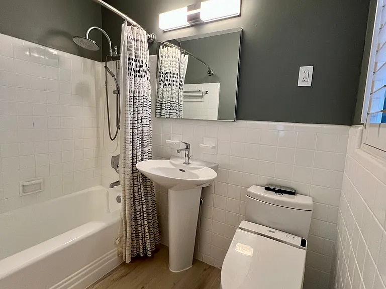 257 Allenwood Dr — Photo 16