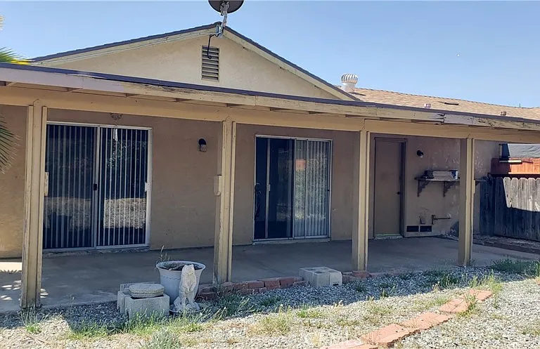 1964 W Oakland Ave — Photo 13