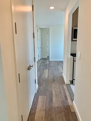 Rented by The Dermot Realty Management Company | media 29