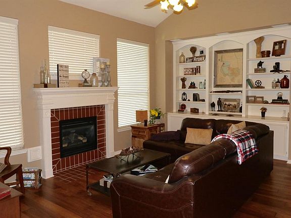 4th image of 3239 Indigo Ln