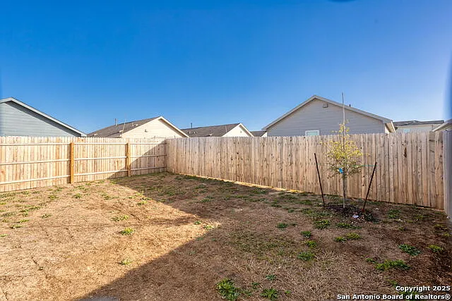 13528 Barton Cv — Photo 15