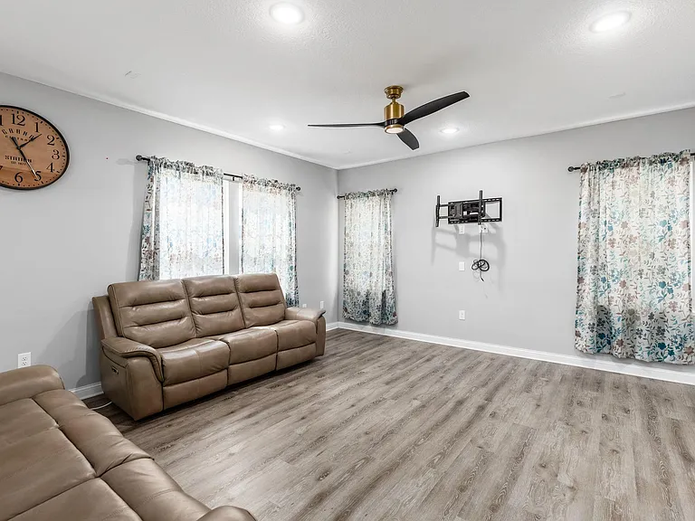 7400 Whimbrel Ln — Photo 14