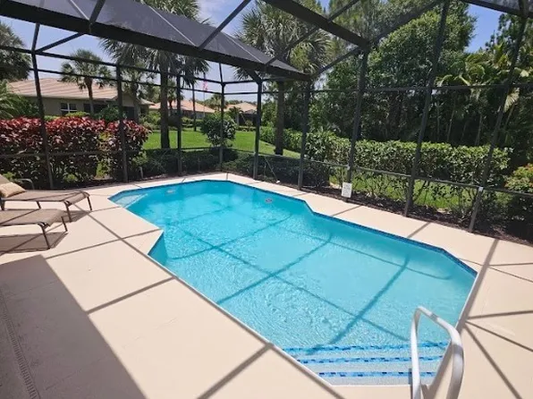 10630 Camarelle Cir, Fort Myers, FL 33913